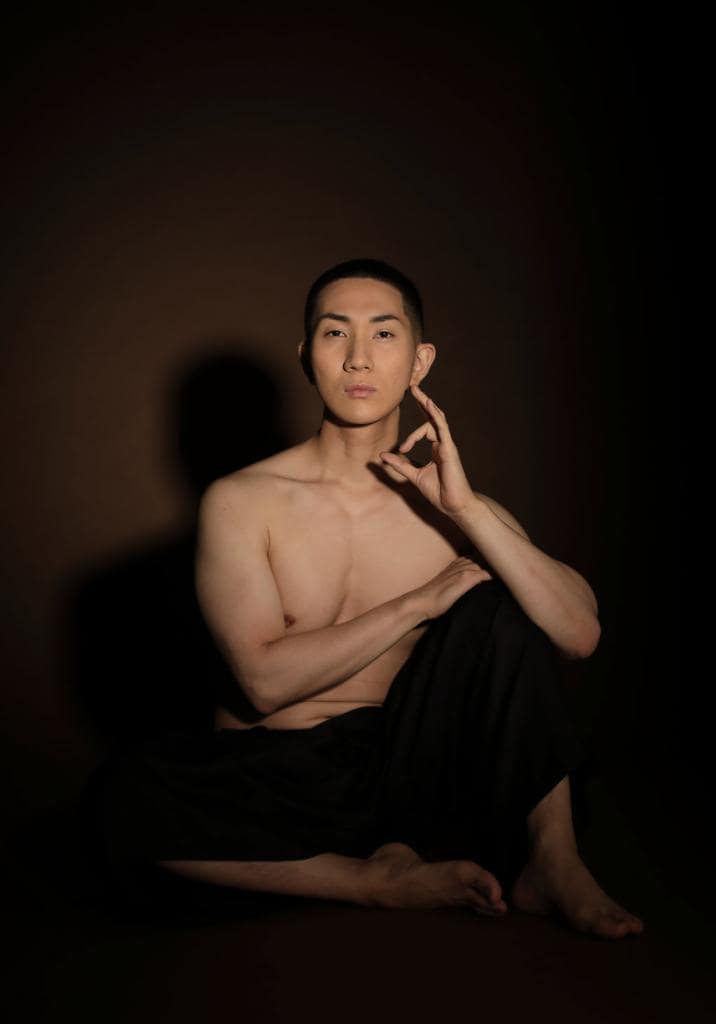 心は男性でもあり女性でもある。そして身体が男性であることには違和感がなく、男性を愛する（撮影／石動弘喜）