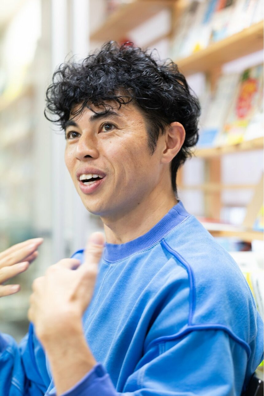 小島よしおさん　撮影／馬場岳人（写真映像部）