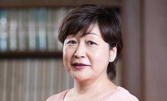 直木賞作家の中島京子さんが選ぶ 大人の小説への入り口となる3冊