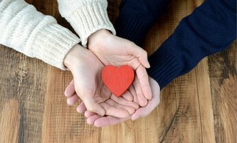 「はい」にひとこと“ちょい足し”するだけで相手に安心感を与えるシンプルワード
