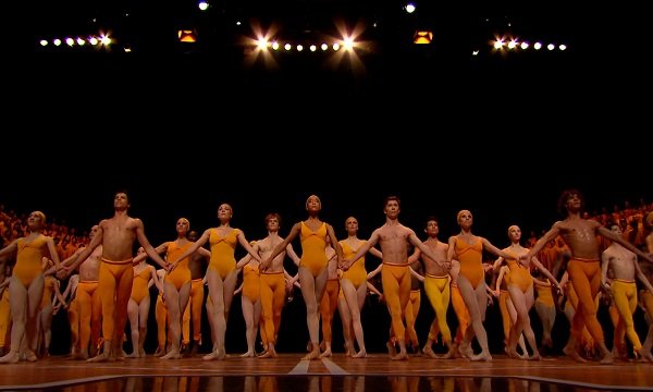 ベジャール没後10年 伝説の舞台『第九』再演舞台裏に迫るバレエ・ドキュメンタリー