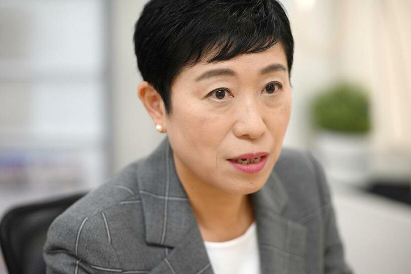 辻元清美氏