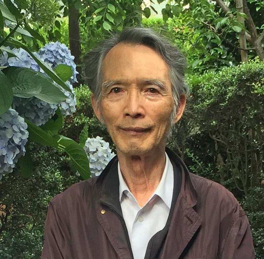 森村誠一(もりむら・せいいち)/1933年、埼玉県生まれ。推理小説、時代小説、ノンフィクションと幅広く活躍する作家。10年のホテルマン生活を経て、作家に転身。以降、多くの小説を執筆する。2011年吉川英治文学賞を受賞。著書にミリオンセラー『人間の証明』『野性の証明』『悪魔の飽食』など。(写真提供・中央公論新社)