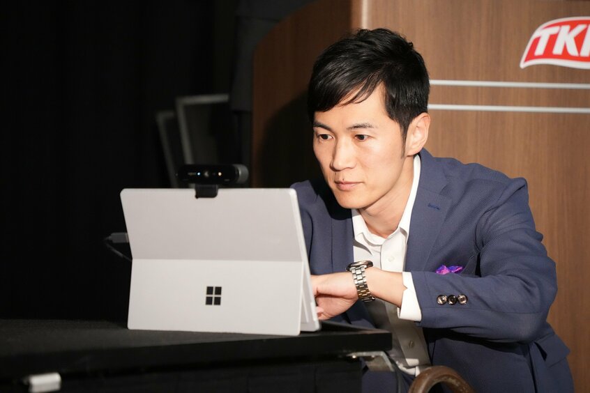 都知事選では動画やSNSを駆使した選挙戦を展開した