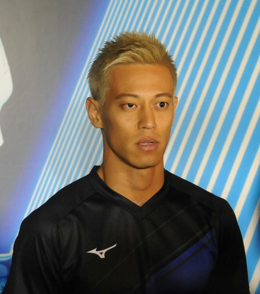 カタールで行われたサッカーのW杯では解説者として話題となった本田圭佑
