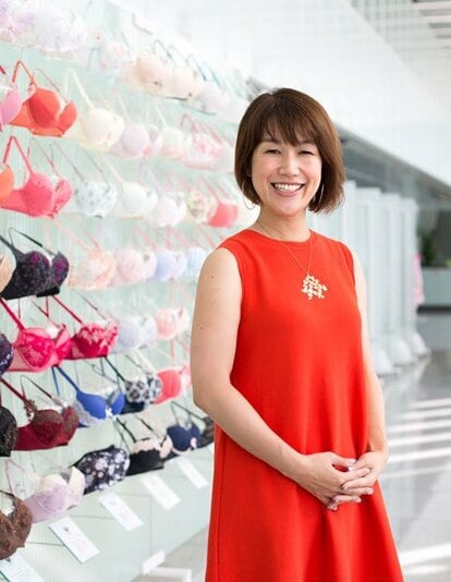 ワコール小川直子さん（４４）異動に納得できず、人事部にかみついたこともある。でも、今は全ての異動に感謝している。「自分も後輩たちも成長していく。それが楽しい」（撮影／写真部・岡田晃奈）