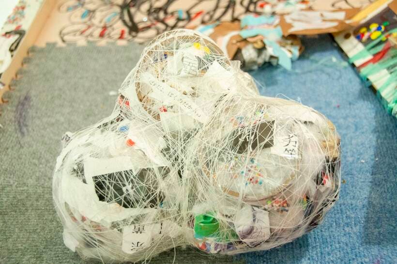 初の個展「スーパー劣等生」から（本人提供）