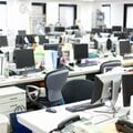 退職代行の利用者は20代の若者だけではない?「約1割は50代以上」の調査結果 利用の多い業界とは