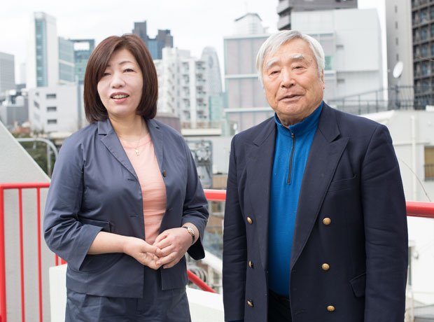 三浦雄一郎さん（右）と林真理子さん（撮影／写真部・大嶋千尋）
