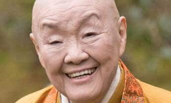 瀬戸内寂聴、98歳にして油絵に挑戦 横尾忠則が“達人的”というその出来とは
