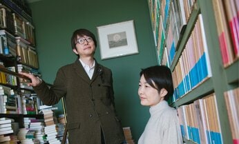 本を愛する二人が建てた家は図書館? 施工から引っ越しを敢行して暮らすまでの貴重な記録
