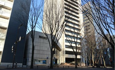 過労自殺した25歳銀行員が強いられた休日の「上司塾」は違法ではないのか　専門家の見解は？