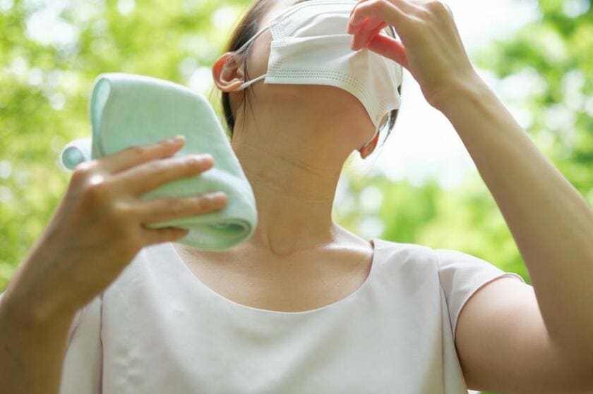 暑い日のマスクに注意（写真はイメージです／GettyImages）