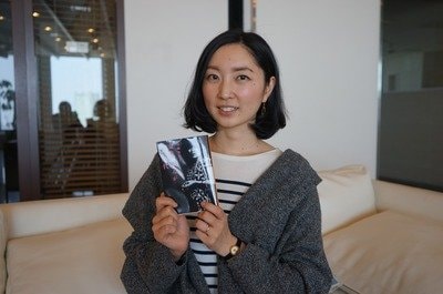 山内さんの最近のお気に入りの一冊は、島崎今日子さんの『安井かずみがいた時代』。安井さんの魅力が伝わる内容に、山内さんも「この本が出たことで安井さんは蘇ったんだと思います」と語ります。