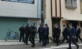 大阪府警捜査4課は“桜の代紋”? 捜査対象に暴行疑い 元検事からは「まだやっていたのか」の声