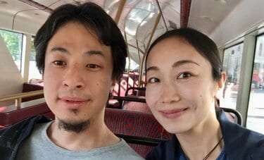 〈見逃し配信〉「結婚って何？」結婚21年目で悩む女性にひろゆき＆ゆか夫妻が激論　「どうでもいい感情」とひろゆきが断言する真意