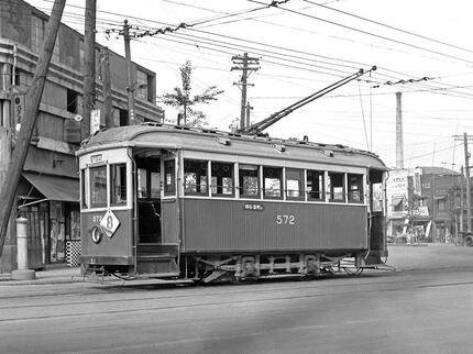 路面電車はなぜ「ちんちん電車」と呼ばれたのか？ イメージぴったりの87年前「東京市電」 | AERA dot. (アエラドット)