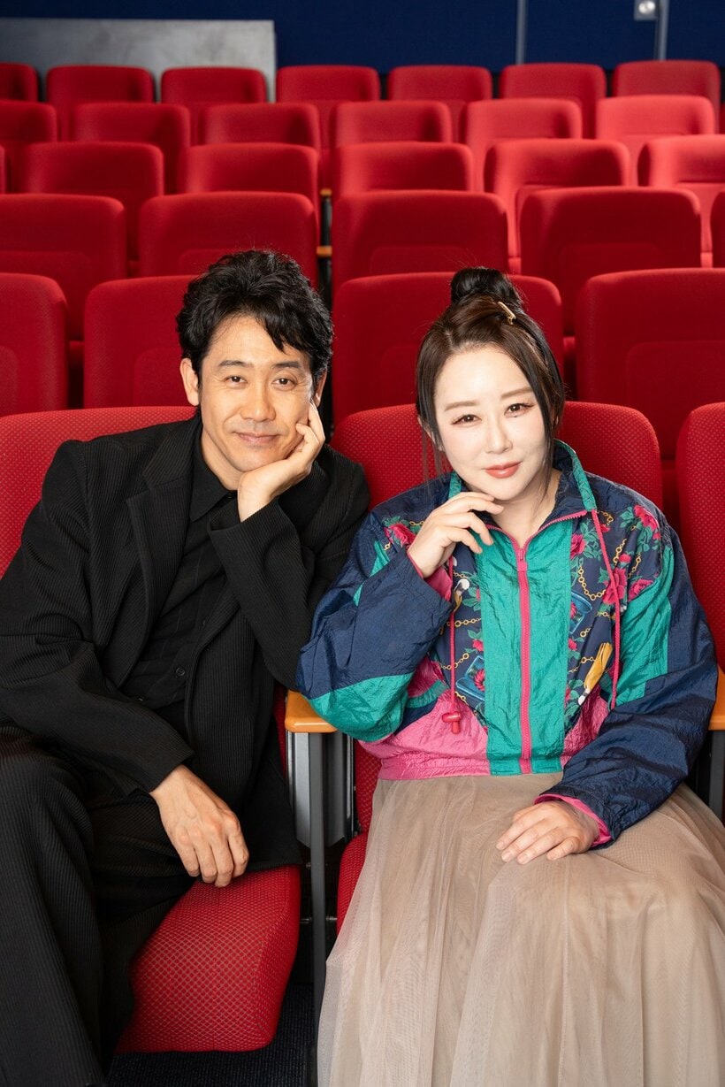 大泉洋さんと漫画家・東村アキコさん（写真：鈴木愛子）