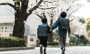 フランスの小学校は入学式がない? フランス人記者が日本の公立小学校に驚いたこととは