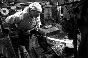 「もう匠という言葉はうんざりや」　伝統工芸士の“素”の姿を撮り続ける写真家・長谷川佳江