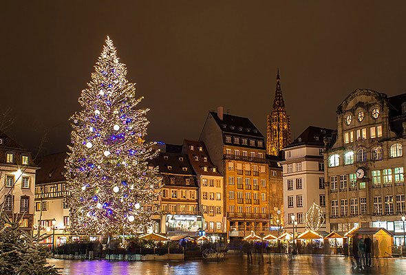 第1位　Alsace’s illumination & Christmas markets（フランス）―クリスマスツリーの発祥地として知られるフランス・アルザス地方