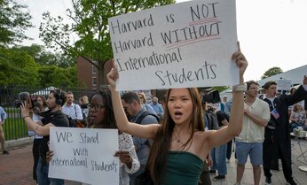 トランプ政権がハーバード大を攻撃 優秀な人材が他のトップ大に流出か