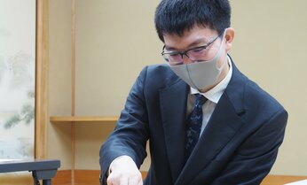 王座戦は永瀬拓矢九段が藤井聡太王座にリベンジする運命的な展開に 昨年感じた課題を改善