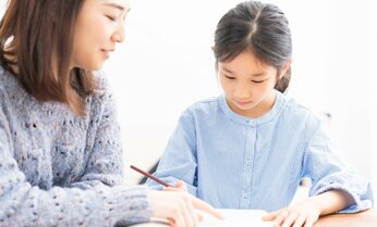 中学受験の最初のハードル「塾選び」のコツを専門家が指南 使う教材や宿題量もチェックすべき