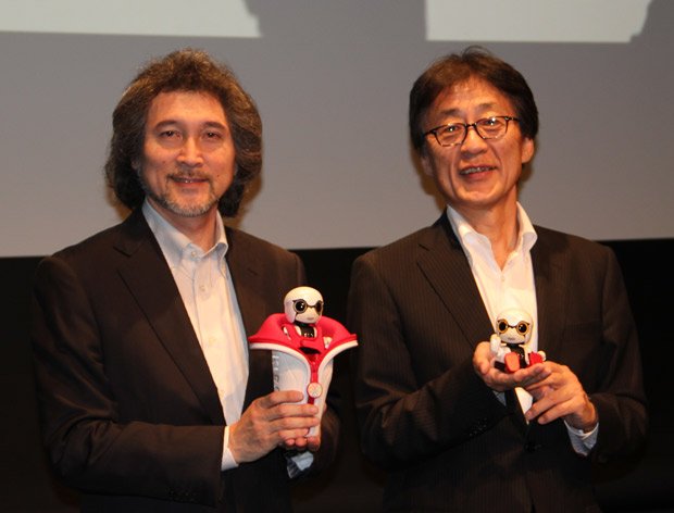 トヨタの新コンセプト企画室主査・片岡史憲法氏(左)と専務役員・吉田守孝氏