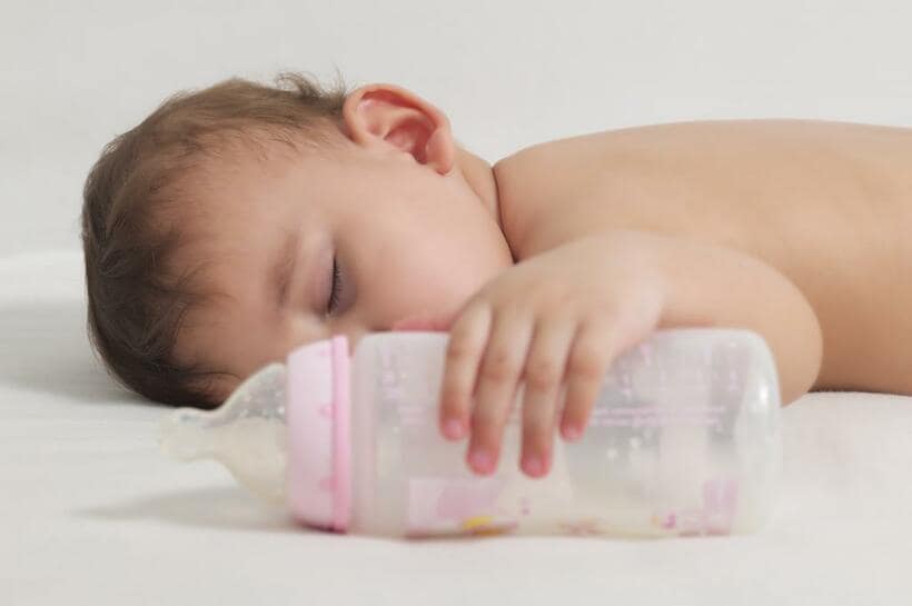 赤ちゃんを感染から守るためには、手を洗うことも消毒と同じくらい、またはそれ以上に大切（※写真はイメージ）