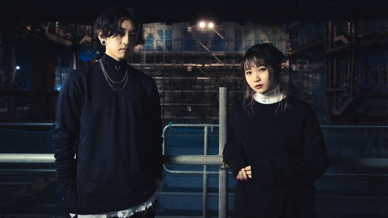 YOASOBI、英語版EP『E-SIDE』クロスフェード映像を公開　4曲が一部初解禁
