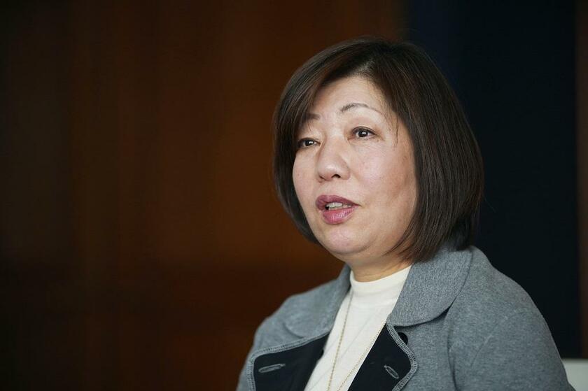 作家の林真理子さんは日本大学芸術学部出身で、7月1日に母校の新理事長に就任する。日大で女性が理事長を務めるのは初めて