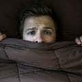 年をとると眠れる時間が短くなるってホント? 不眠症の原因と隠れた病気を専門医が解説