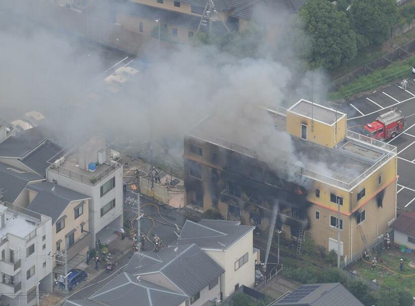 ３４人の犠牲者が出た京都アニメーションの事件現場。放火容疑事件としては、平成以降で最悪の被害規模になった　（ｃ）朝日新聞社