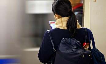 少女たちの「#神待ち」に「泊め男」の怒涛のリプライ…SNSに溢れる下心の闇