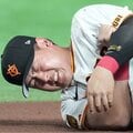 故障で離脱中の村上宗隆と岡本和真のメジャー挑戦に黄信号、今年は残留の可能性 「後継者がいない」切実な事情も