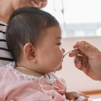 離乳食はグチャグチャな子ほど幼児期にはスプーンの達人に 現役保育士がアドバイス
