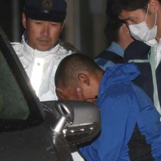 樋田容疑者が逮捕時、ウサギの入れ墨を手で隠して墓穴掘る