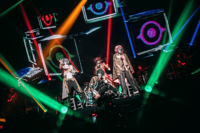 写真・図版（1枚目）| 【ライブレポート】『騎士X - Knight X - 1st ONE MAN LIVE 2025 in 日本武道館』