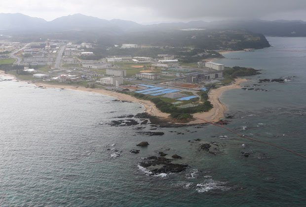 米軍普天間飛行場の代替施設の建設予定地とされる名護市辺野古。沖縄との亀裂が深まる中、「辺野古が唯一」と繰り返し唱えるだけではない「知恵」が、政府には求められている　（ｃ）朝日新聞社