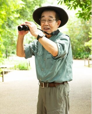 フラミンゴが青い食べ物を食べたら青くなる？　『ざんねんないきもの事典』今泉忠明先生の回答とは
