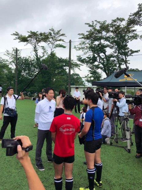 部活動サミットには、鈴木大地・スポーツ庁長官も訪れた。子どもたちが主体となって活発な議論が行われた（写真：佐々木陽平さん提供）