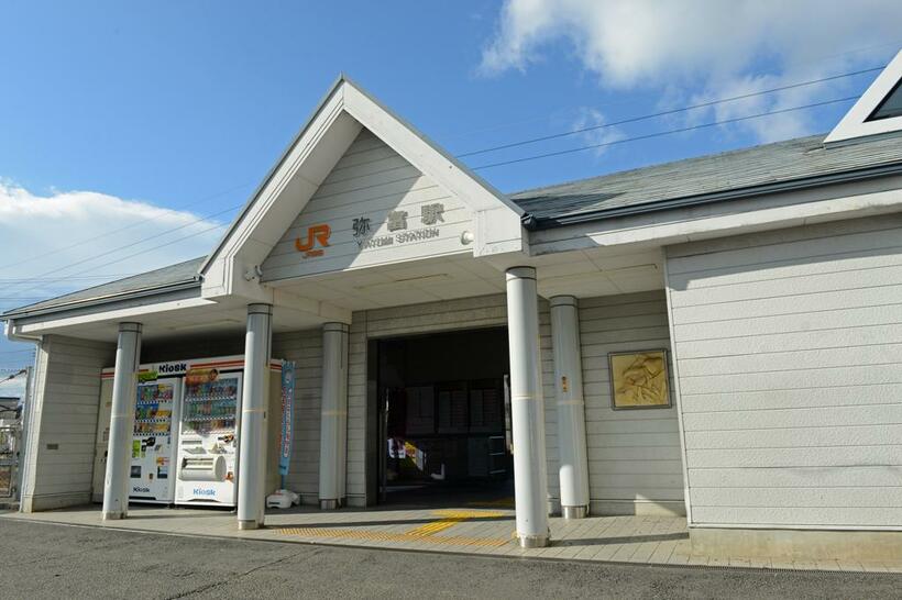 地上駅で最も低い位置にあるJR東海の弥富駅（C）朝日新聞社