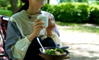 「結婚は究極にめんどくさい」 自分のためだけの時間とお金を自由に“選択的おひとりさま”の魅力