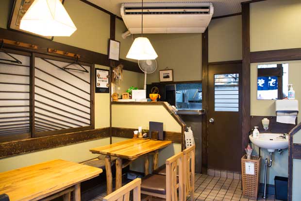 目白 大村庵東京都豊島区高田1-37-9/営業・11:00~15:00、16:30~20:00/休日・木(撮影/写真部・岸本絢)