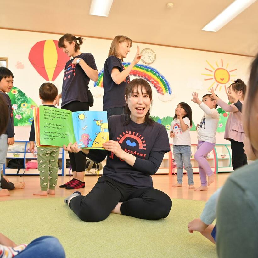 Ｎｏａｈ　Ｉｎｔｅｒｎａｔｉｏｎａｌ代表取締役、保育士　楠本真波（くすもと・まなみ）／長崎県佐世保市出身。東京・湾岸エリアで初となる長時間預けられるインターナショナルスクールを開業。当初は就園前までの３学年でスタートしたが、２０２１年度に年中・年長クラスも設置（撮影／写真映像部・東川哲也）