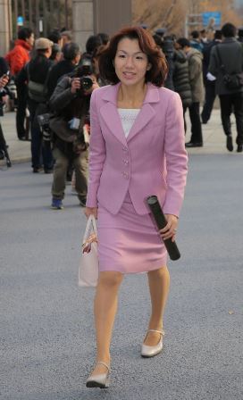 ピンクのスーツをよく着ていたことから「ピンクモンスター」と恐れられた豊田真由子議員（Ｃ）朝日新聞社