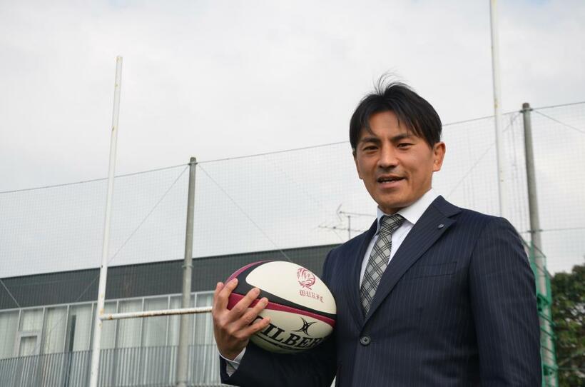 早稲田のコーチ、後藤翔太さん。けがに泣いて２８歳で現役引退。「いま、ラグビーにかかわれる自分は幸せです」　（撮影／中島隆）