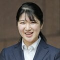 〈皇族方の「おしゃれ」〉愛子さまは凛とした美しさの入社式ファッション 「アクセサリーなし」「控えめメイク」ににじむ覚悟