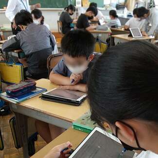 スマホやタブレットでの学習では脳が働かないリスクも